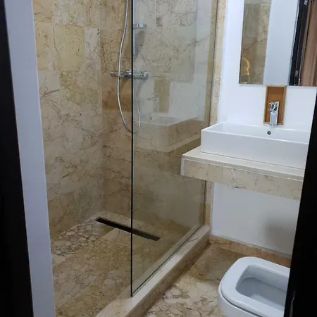 Aquamarine 3* كوستِنيست