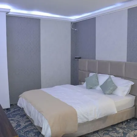 فندق Aquamarine 3*