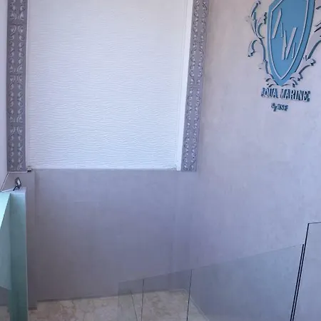Hotel Aquamarine